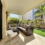 Palm With A Swimming Pool * Cannes