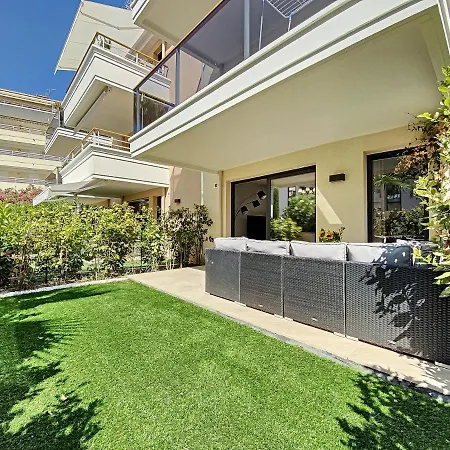 Apartment Palm With A Swimming Pool *